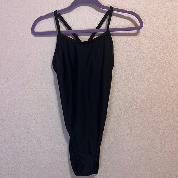 Sporti Thin Strap Athletic One Piece Swimsuit for Lap Swimming. Size S - Picture 3 of 11